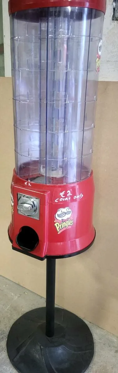 2× pringles vending machines,  Working perfectly - Image 2