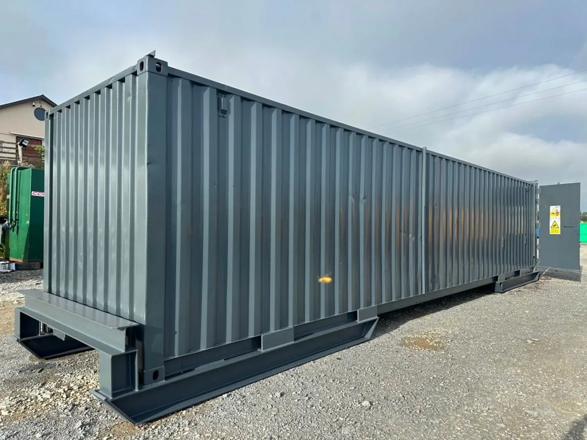 40,000 LITRE FUEL BOWSER CONTAINER....984 - Image 2