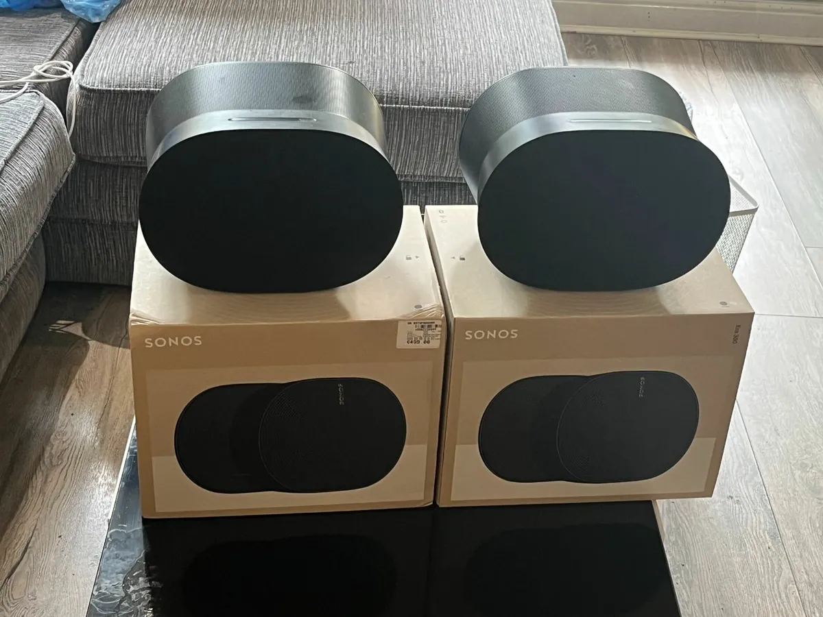 Sonos era 300 speakers