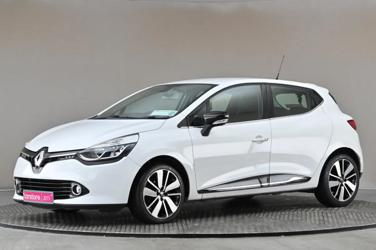 Renault Clio 1.5 DCI Dynamique SAT NAV 90bhp Auto - Image 4