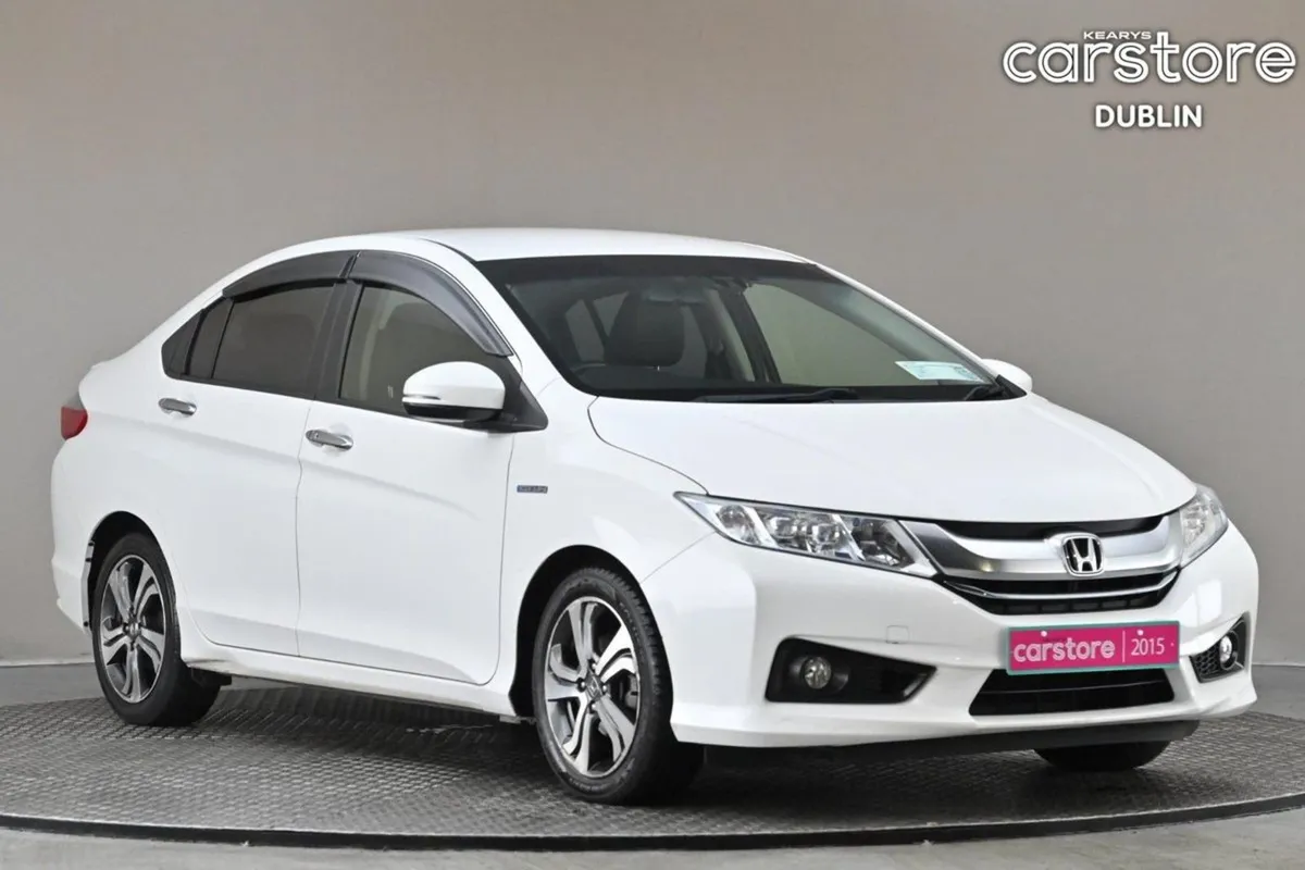 Honda Grace 1.5 Hybrid 4DR  half Leather android - Image 1