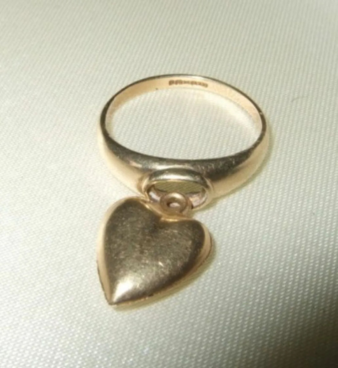 Vintage 14ct & 9ct Gold Charm Ring - Image 3