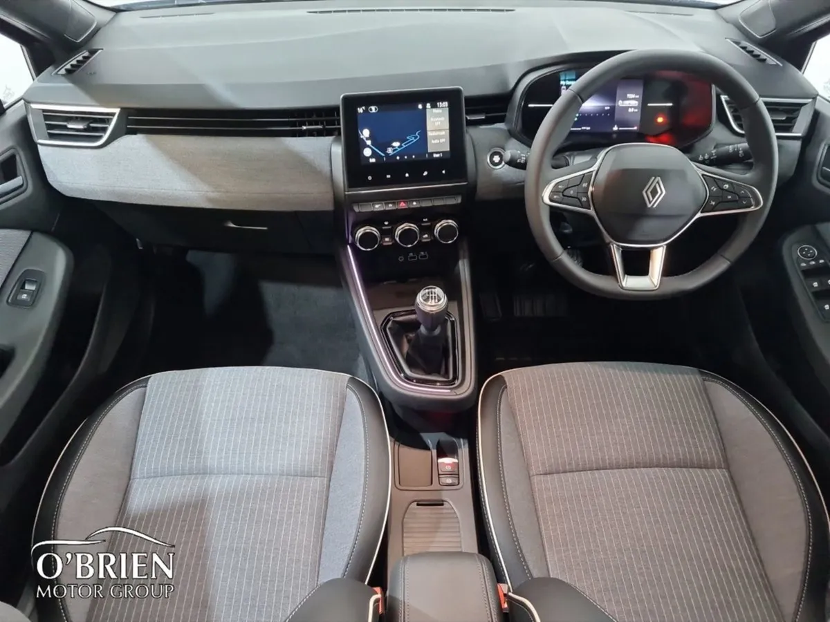 Renault Clio TCe 90 Dfull Techno - Image 2
