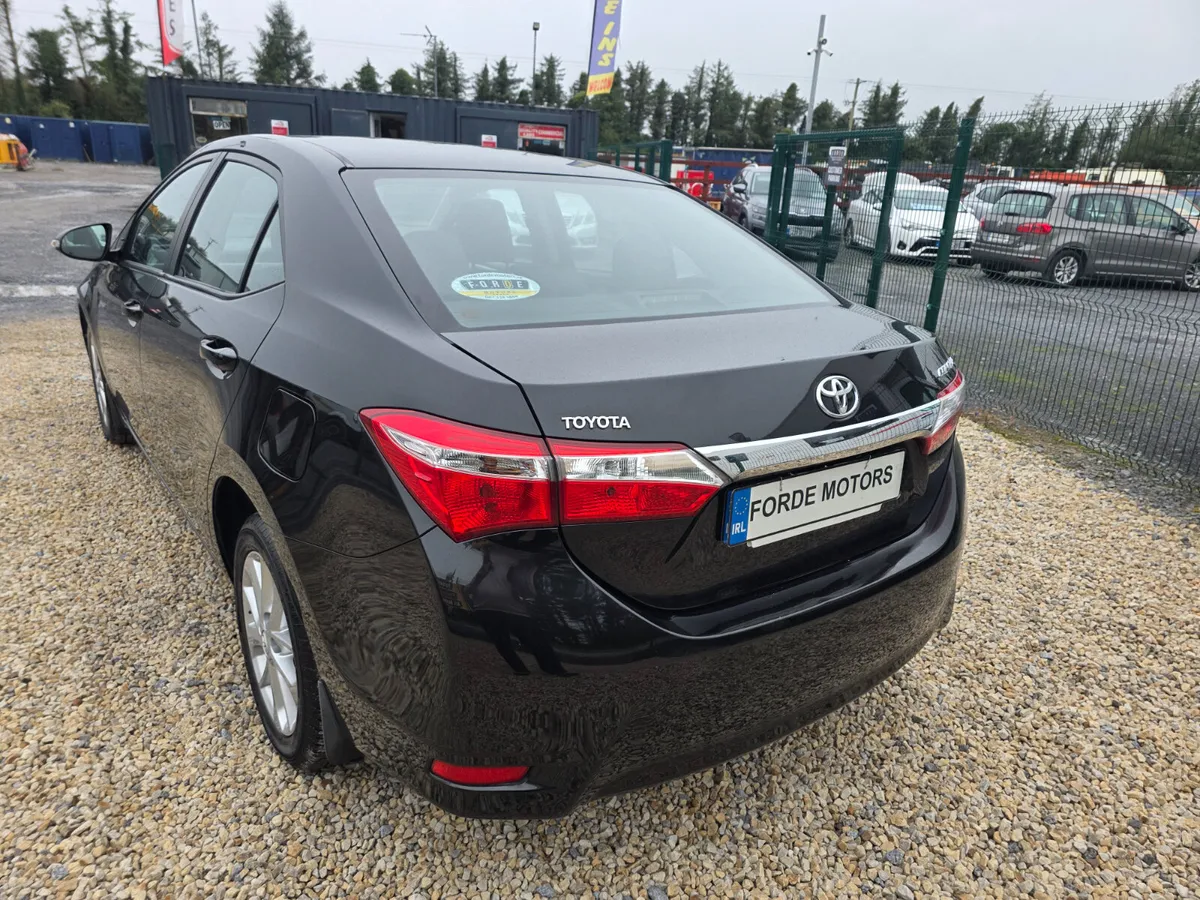 Toyota Corolla 2014 - Image 3