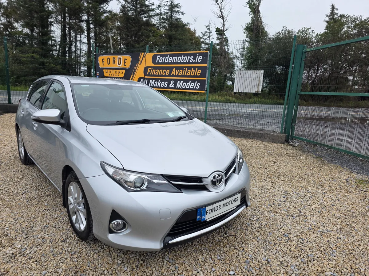 Toyota Auris 2013 Automatic Diesel - Image 1