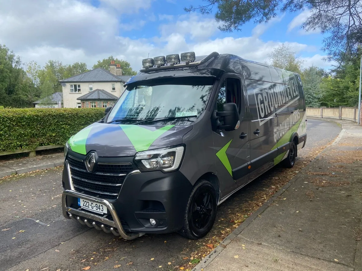 Renault master red edition lwb 177bhp no vat - Image 3