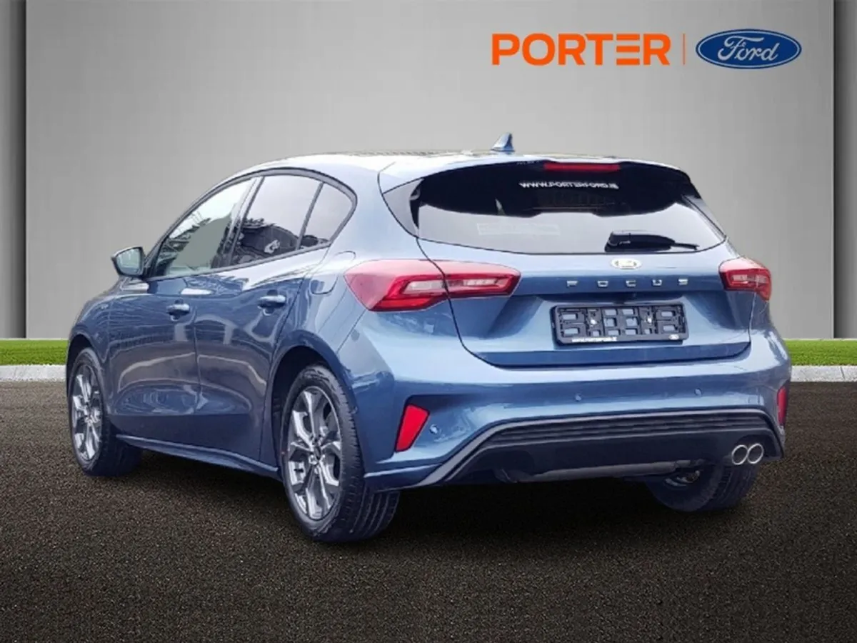 Ford Focus  order Your 252 Now  ST Line 1.0 Ecobo - Image 3