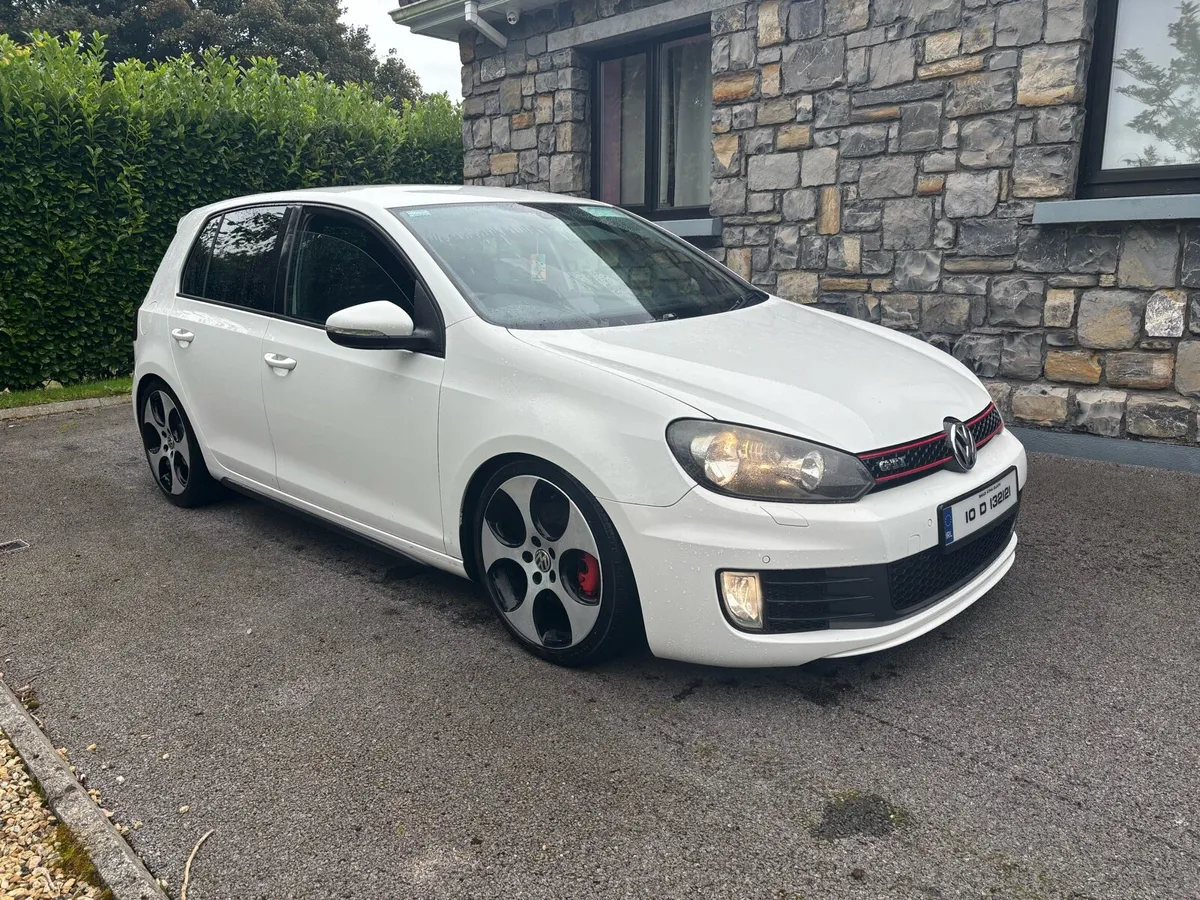 VW Golf GTI - Image 2