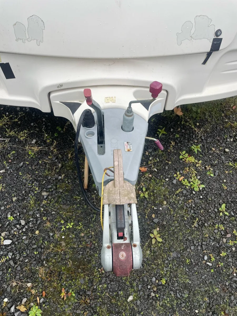 Caravan - Image 2