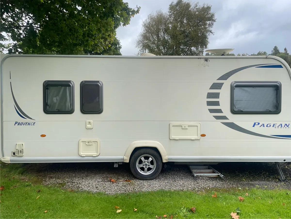 Caravan - Image 3