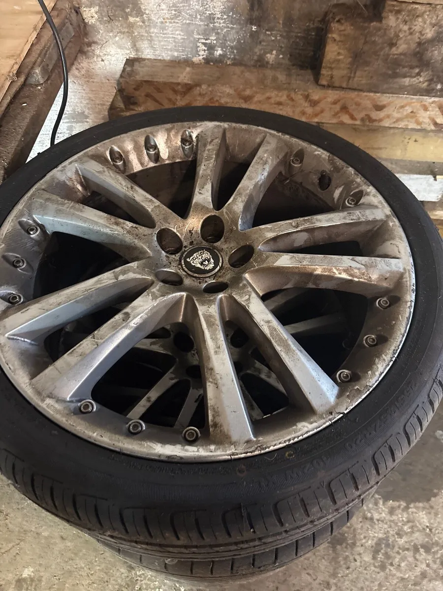 Jaguar alloys - Image 1