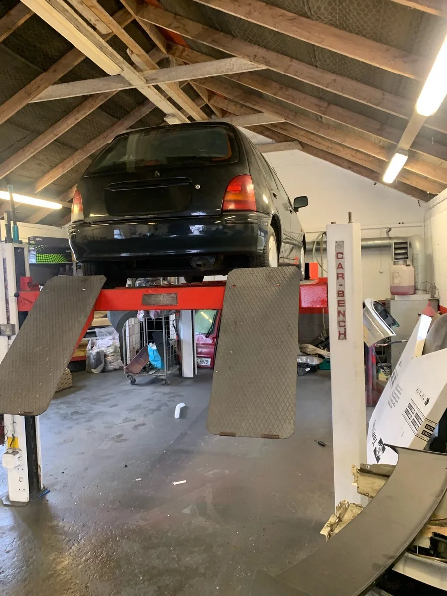 Car bench /lift very good condition - Image 2