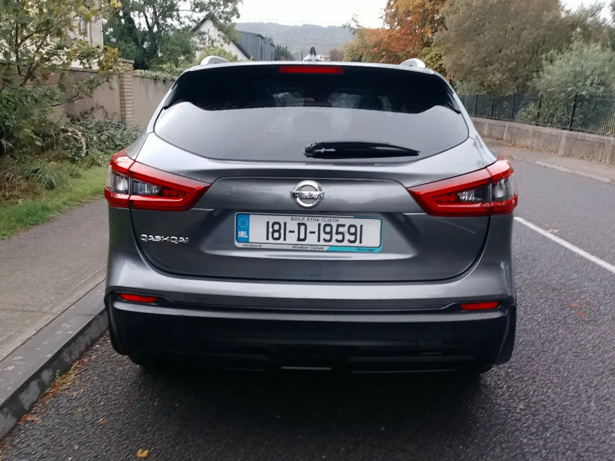 Nissan Qashqai 1.5 SV 18 4DR - Image 4