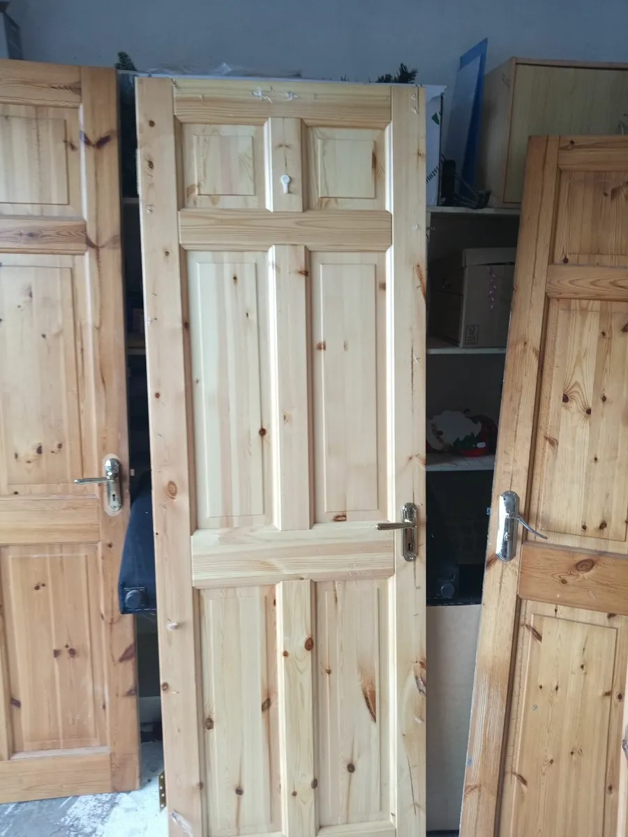 Solid pine doors - Image 3