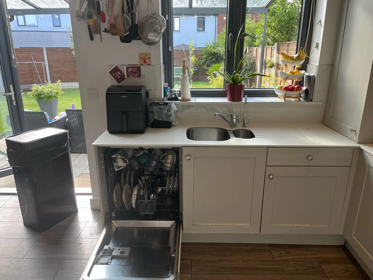 Complete Kitchen + Appliances - Image 3