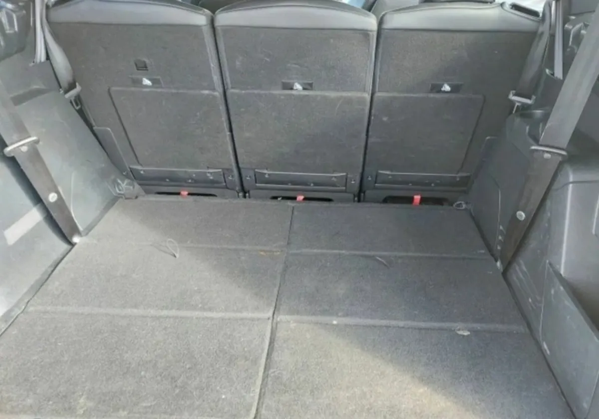 Peugeot 5008 2022 - Image 1
