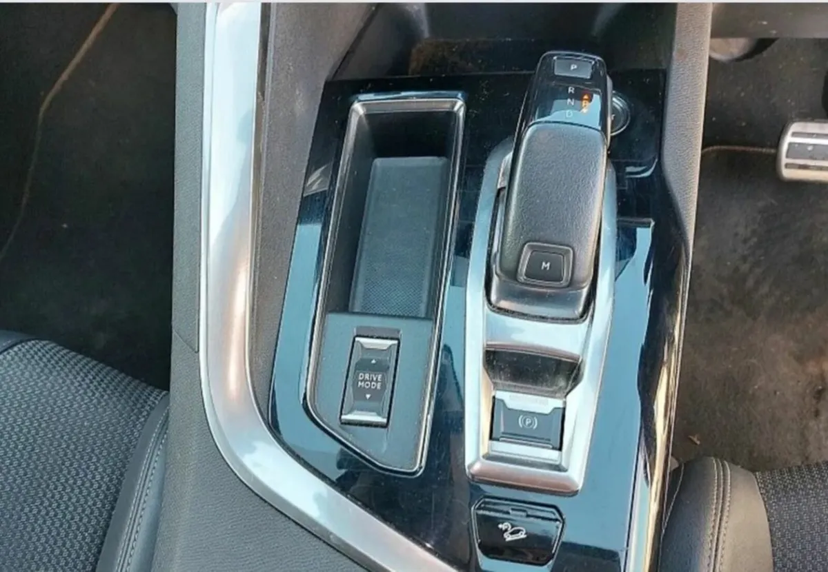 Peugeot 5008 2022 - Image 4