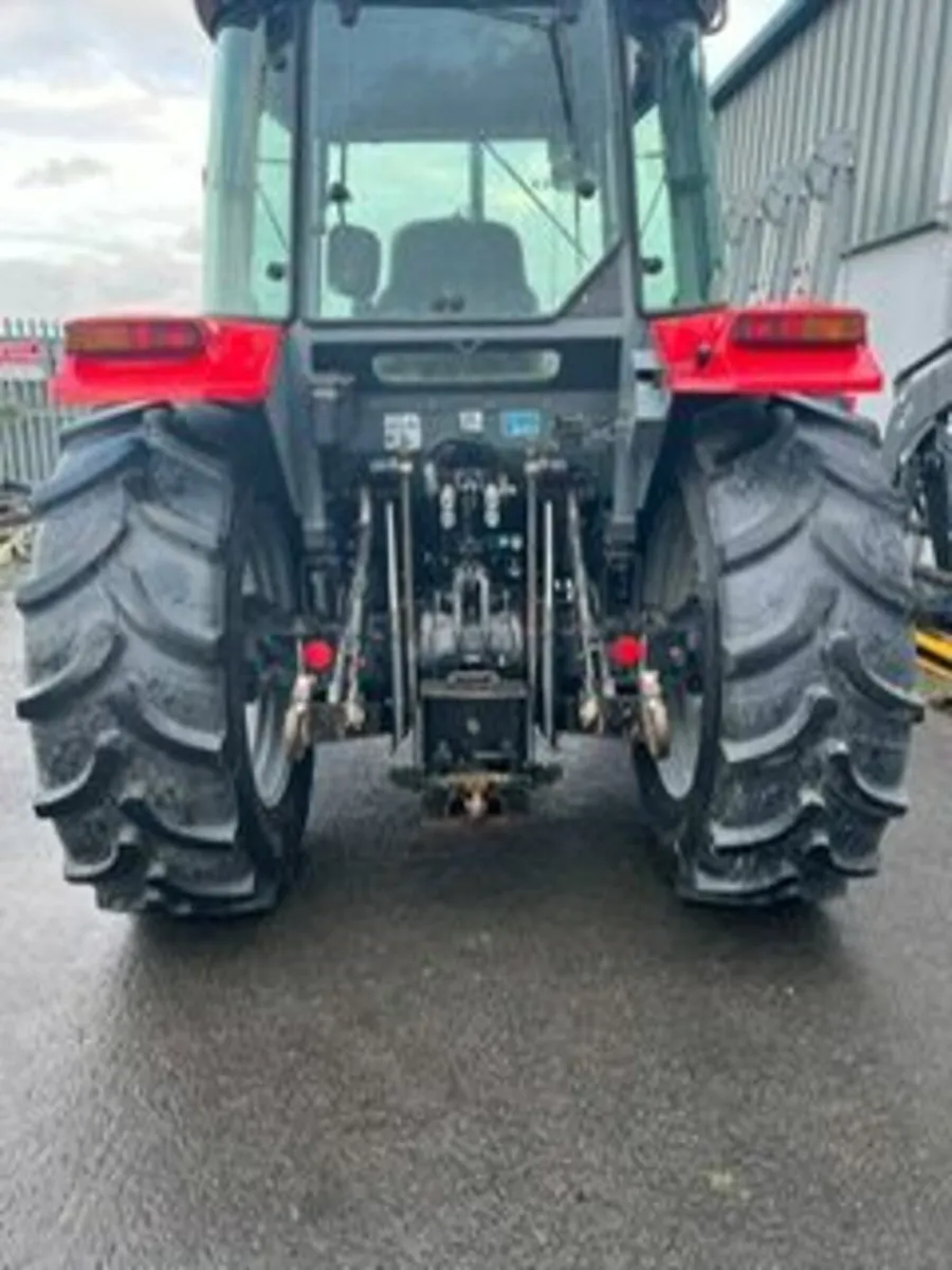 MF4245    18x6  with MF 873 Loader - Image 3