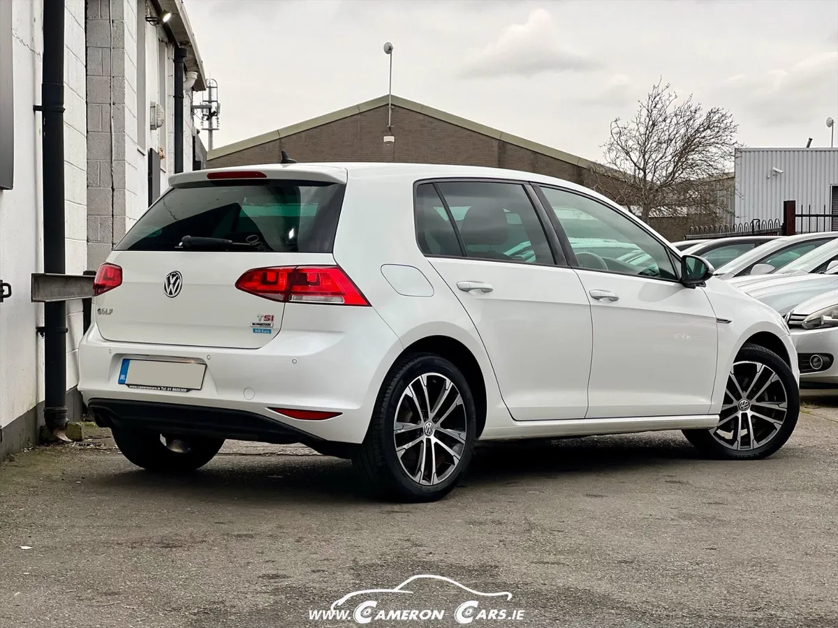 VOLKSWAGEN GOLF 40TH ANNIVERSARY AUTOMATIC AS NEW - Image 2