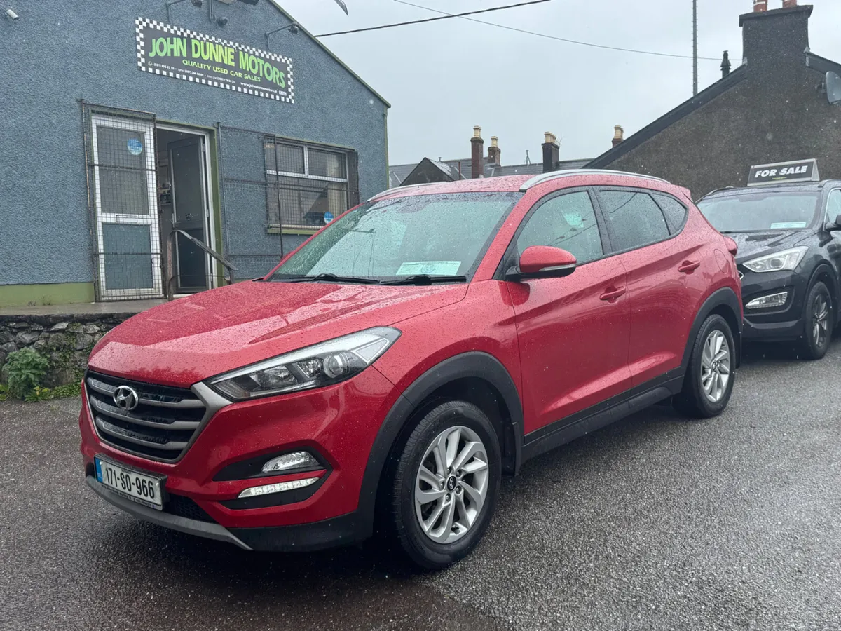 Hyundai Tucson Executive Very high spec - Image 2
