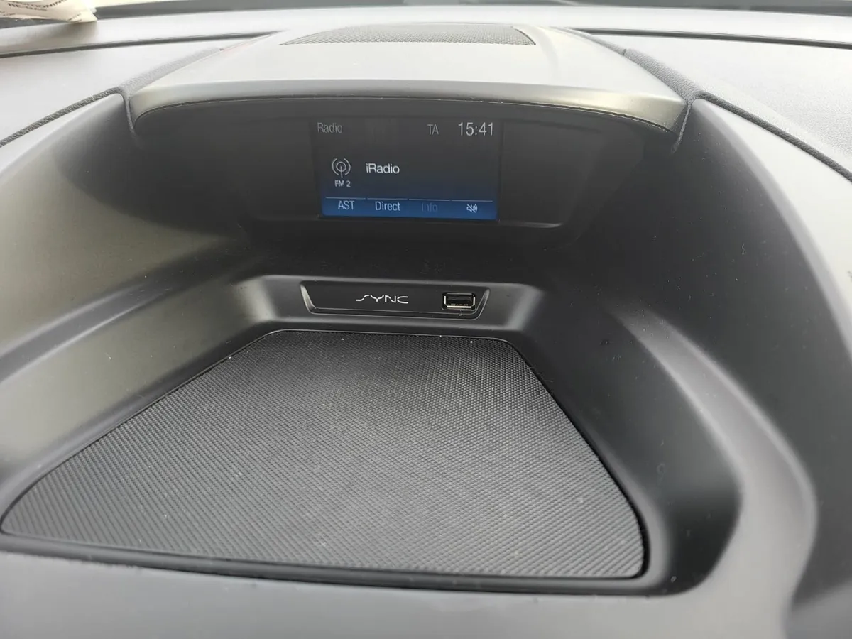 Ford C-Max 2016 - Image 4