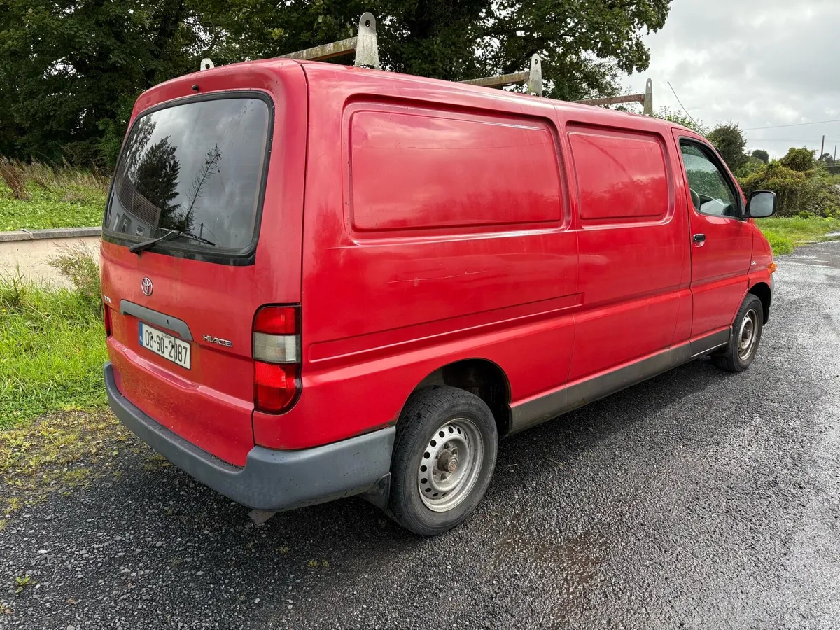 2006 Toyota Hiace 2.5 D4D LWB DOE/12/2025 - Image 4