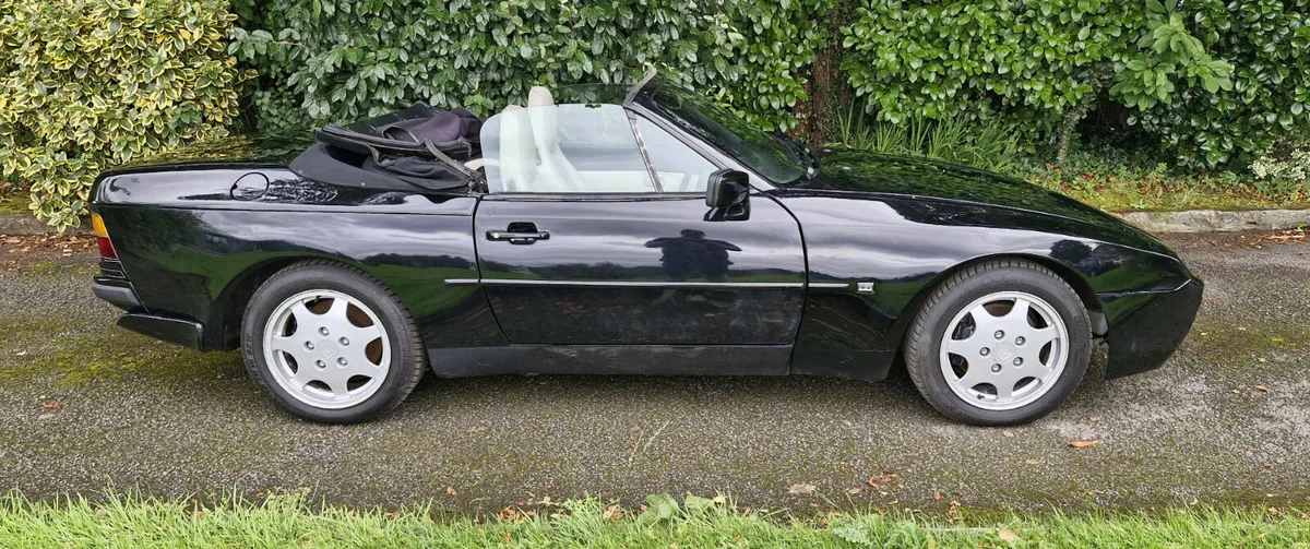 1990 Porsche 944 - Image 3