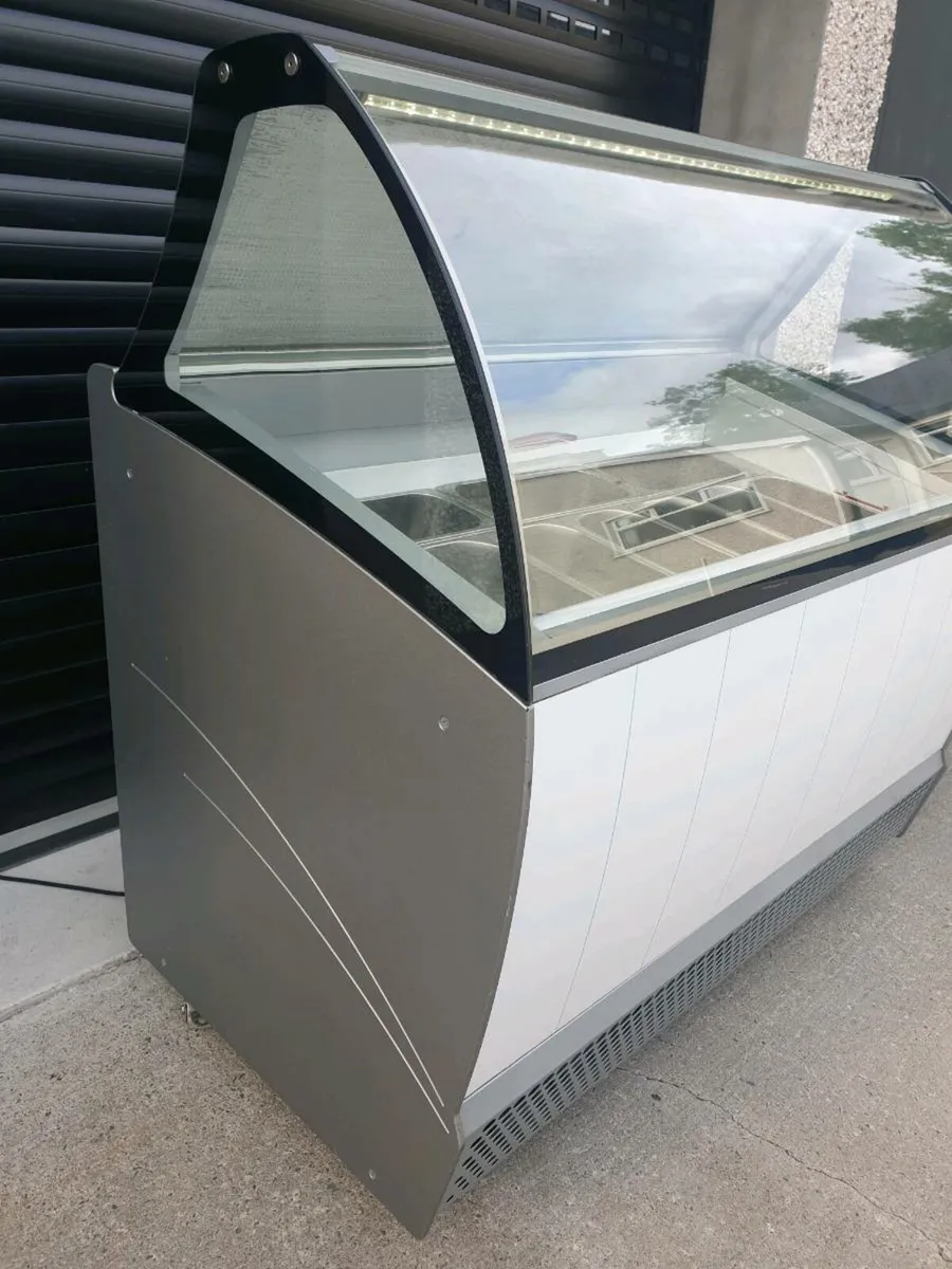 Isa bermuda 10 scoop ice cream fridge freezer disp - Image 2