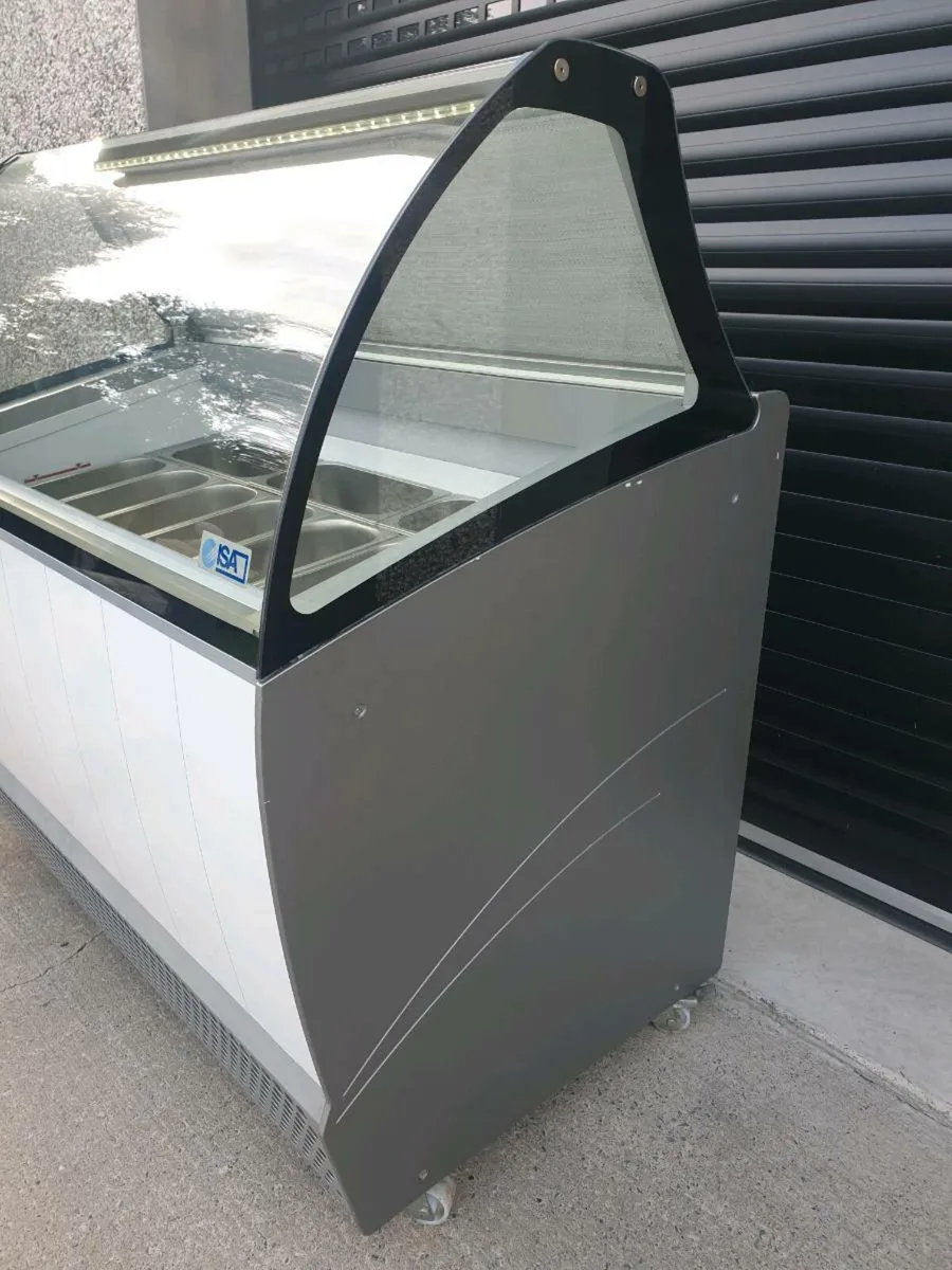 Isa bermuda 10 scoop ice cream fridge freezer disp - Image 3