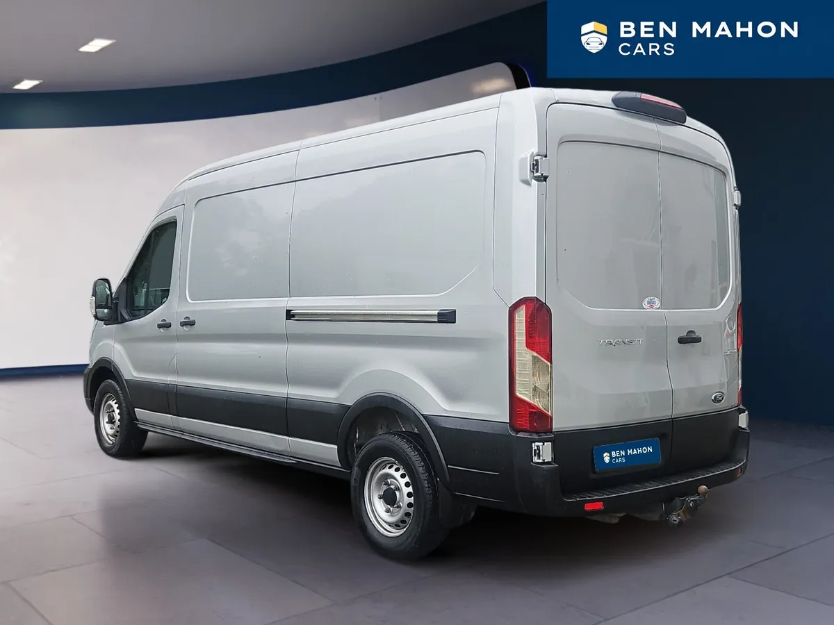 Ford Transit 350L - Image 3