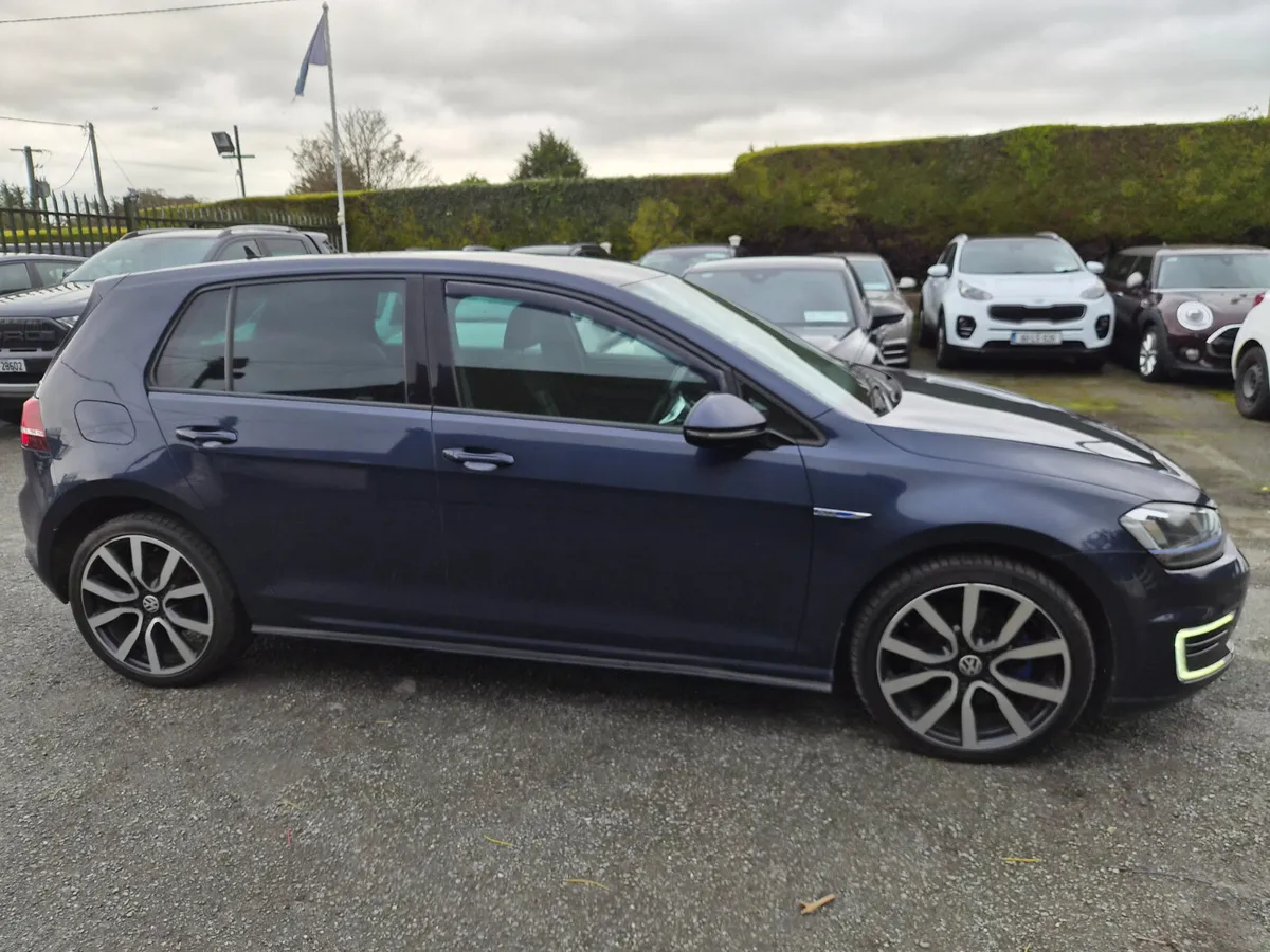 Volkswagen Golf 2016 1.4 GTE - Image 4