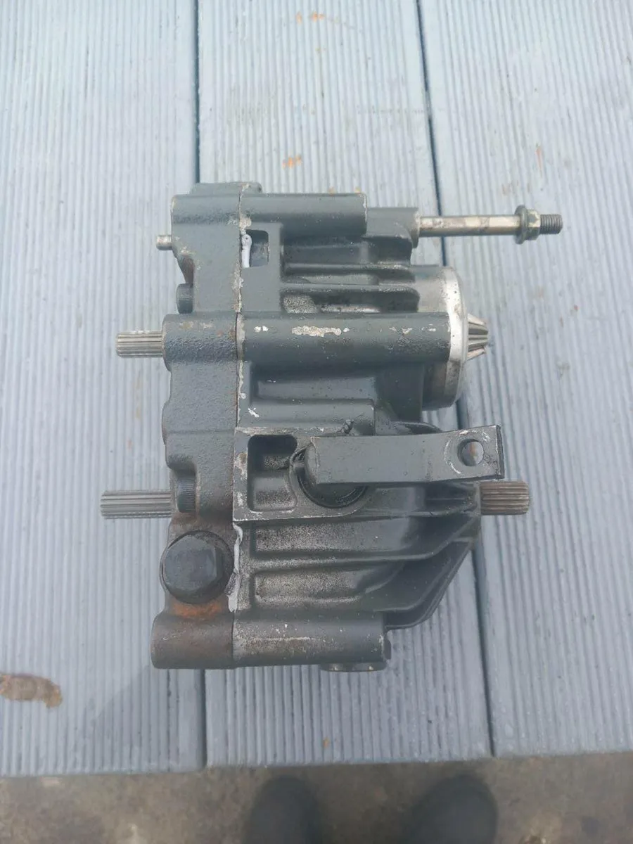 Kobota zero turn pump repairs - Image 4