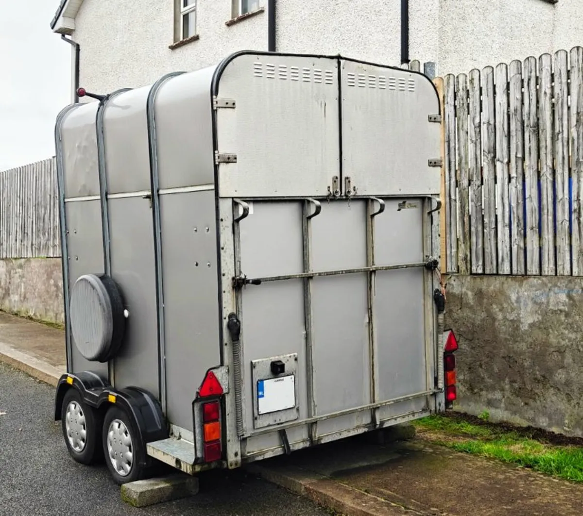 Williams 510 Horse Trailer - Image 2