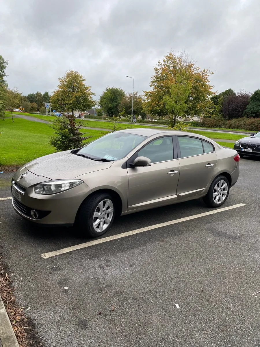 Renault Fluence 2011 - Image 3