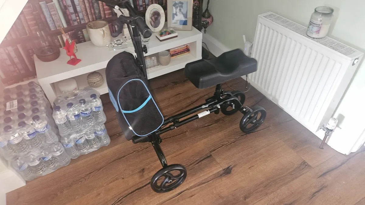 Knee scooter