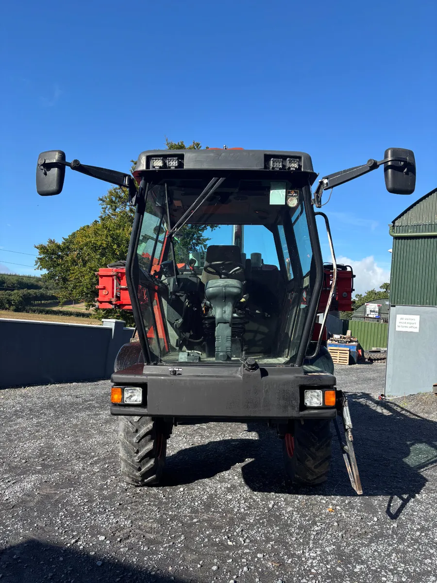 Sands SLC 4000 -Self Propelled Sprayer - Image 3