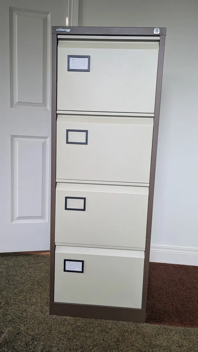 4-Drawer Filing Cabinet (with keys) - Image 1