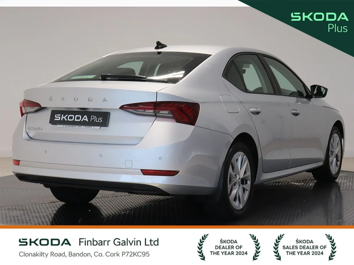 Skoda Octavia 2.0 TDI AMBITION - Image 4