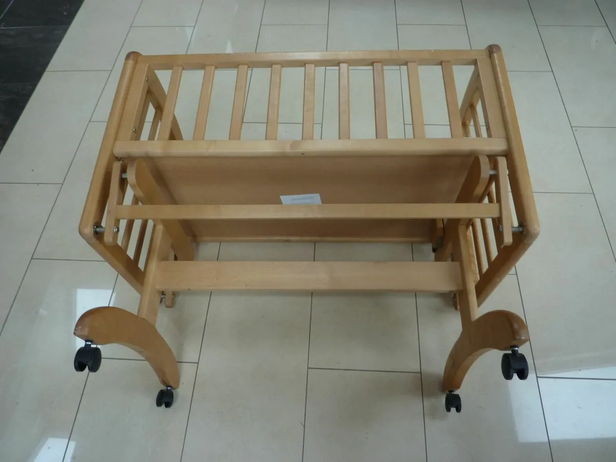 Baby Cot Swinging - Image 2