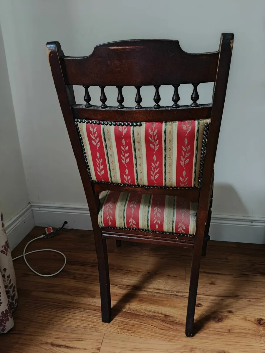 Chairs Antique - Image 2