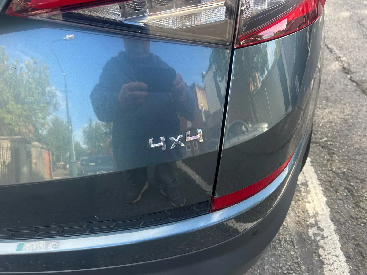 Skoda kodiaq 4x4 auto 7 seater - Image 4