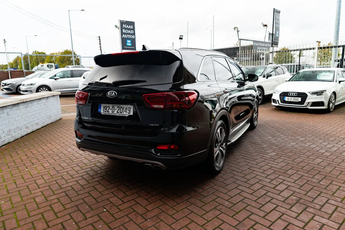 KIA SORENTO 2.2CRDI GT LINE AUTO 7 SEATER MPV // 1 - Image 3