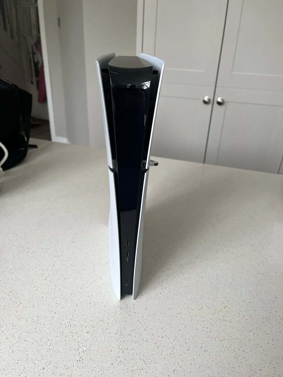 PlayStation 5 Digital edition - Image 3