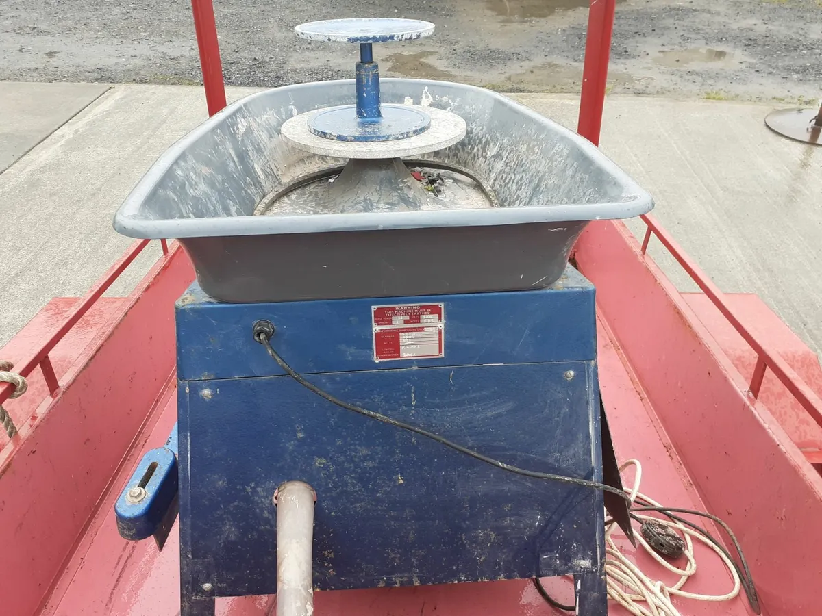 Pottery Wheel Machine - Image 2