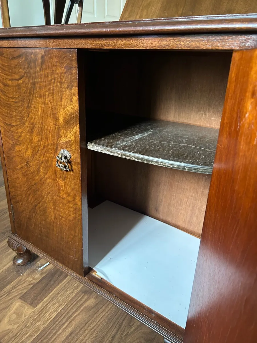 Cabinet - Image 2