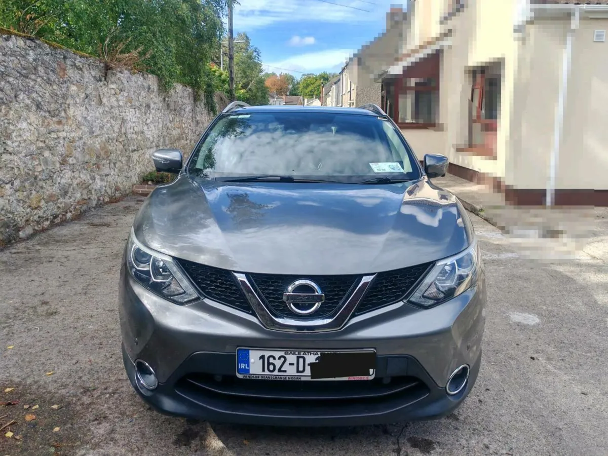 Nissan Qashqai 1.2 PREMIUM- PAN ROOF-360 CAMERA - Image 3