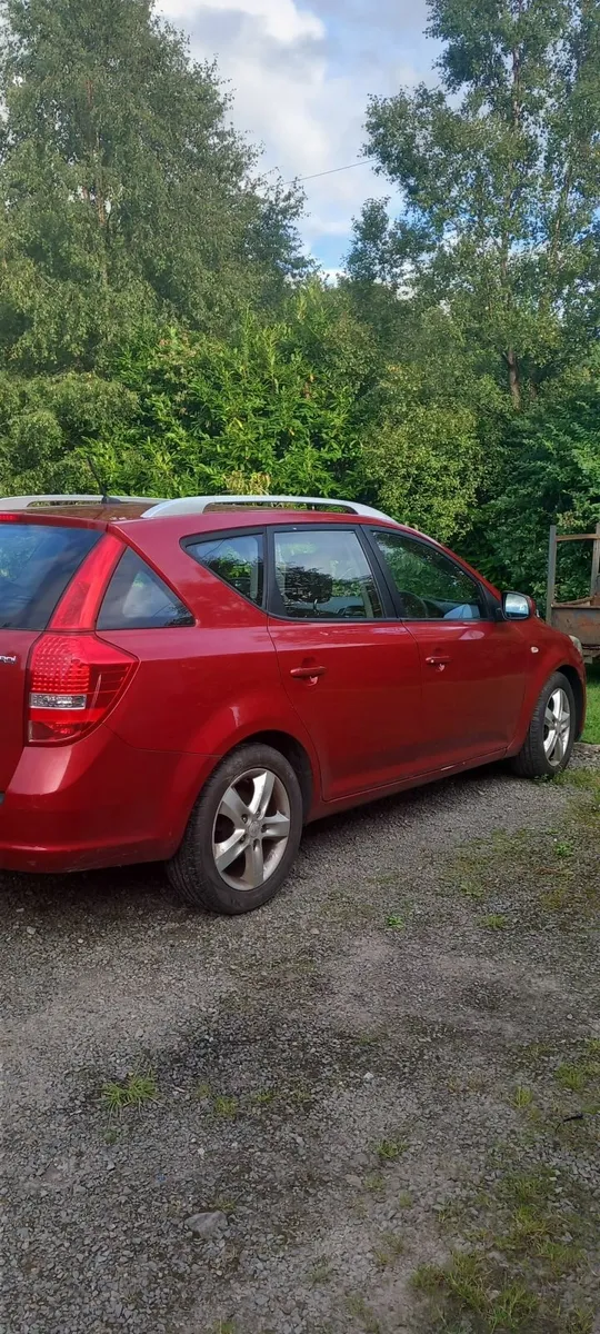 Kia Ceed 2011 - Image 4