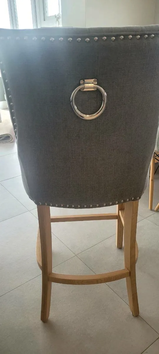 Bar stools - Image 2