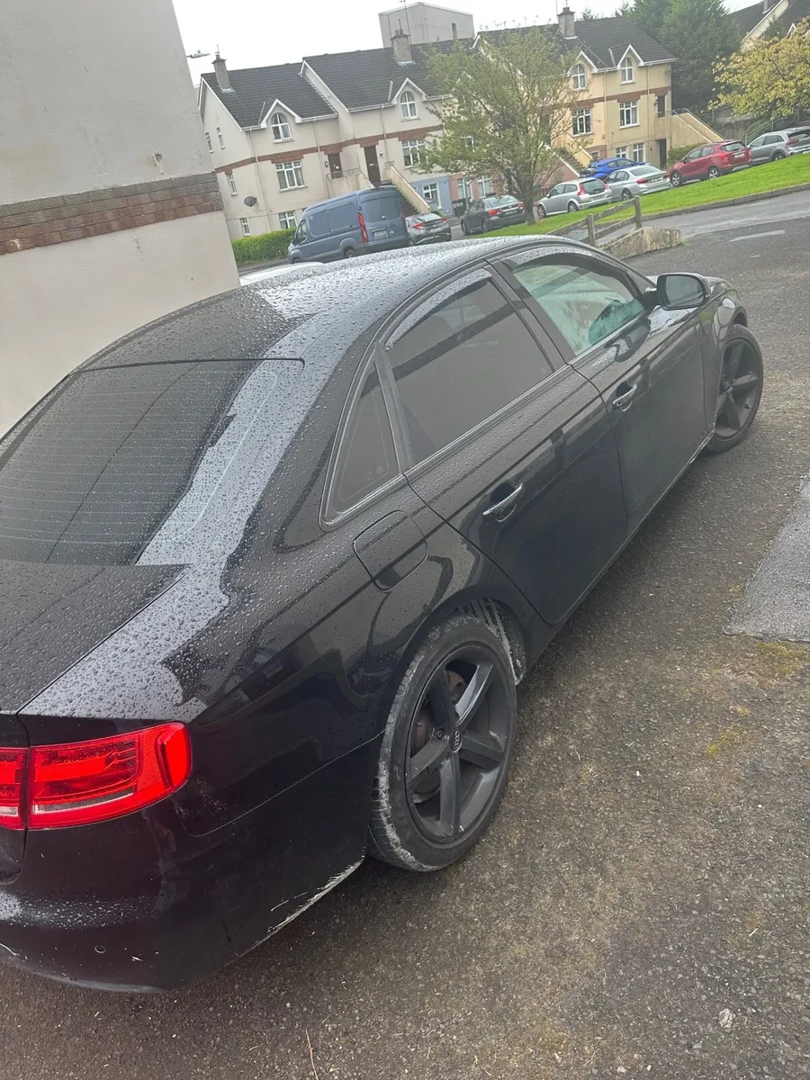 Car - Image 2