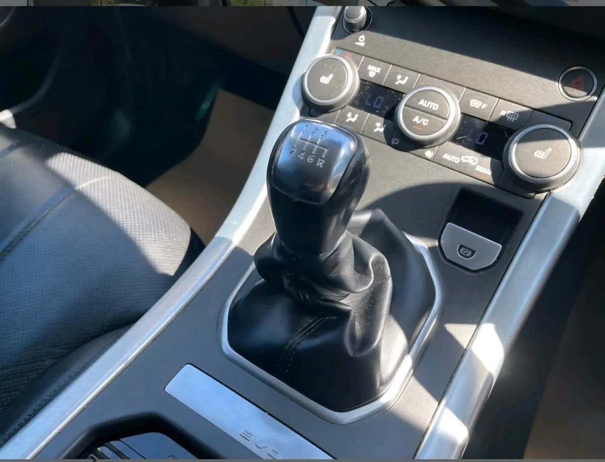 Range Rover Evoque - Image 4